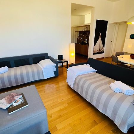 Politeama Suite In The Heart Of The City Palermo Esterno foto
