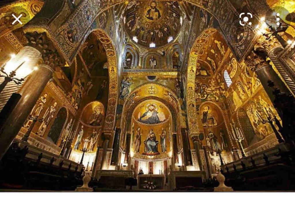 Politeama Suite In The Heart Of The City Palermo Esterno foto