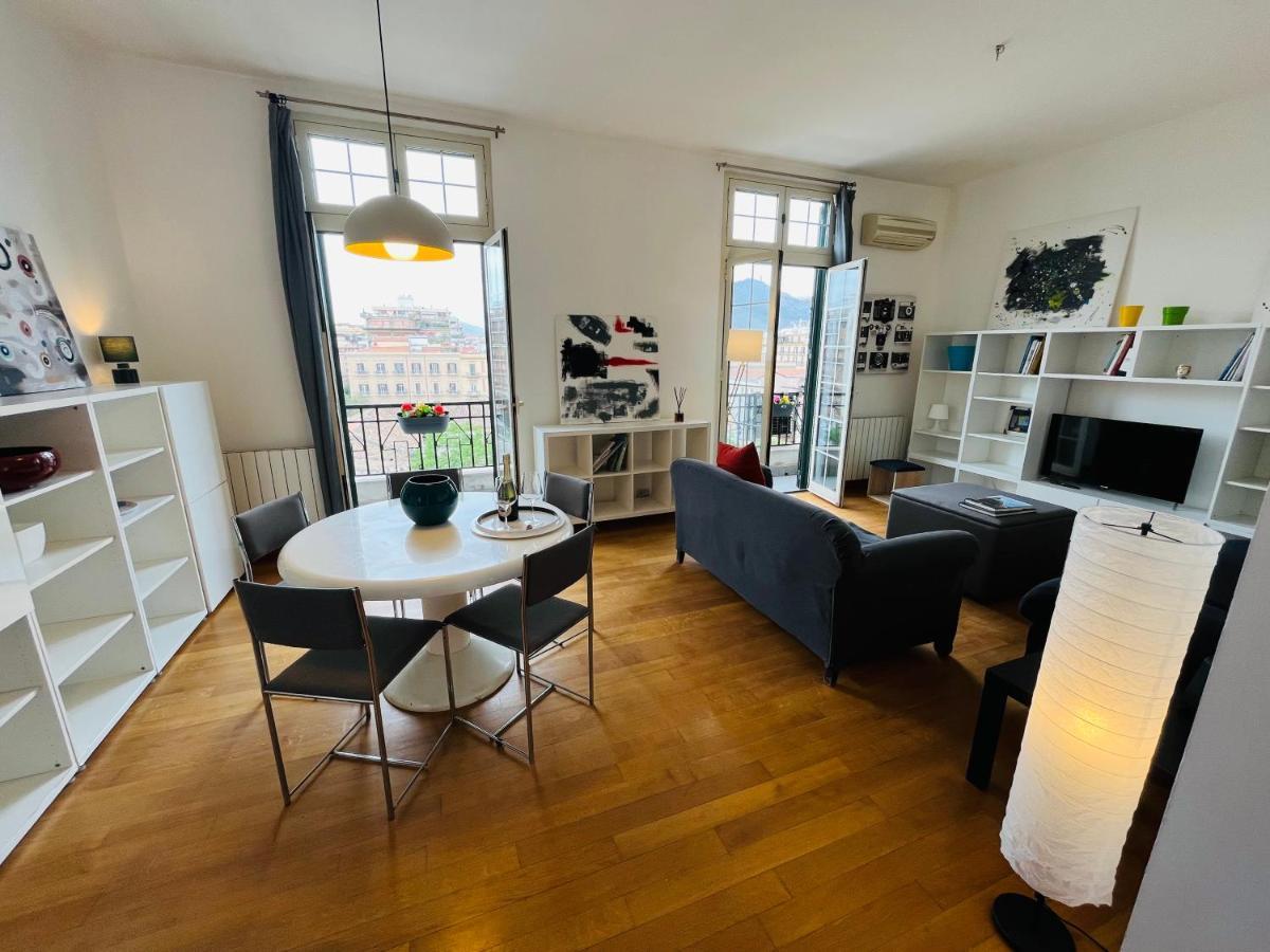 Politeama Suite In The Heart Of The City Palermo Esterno foto