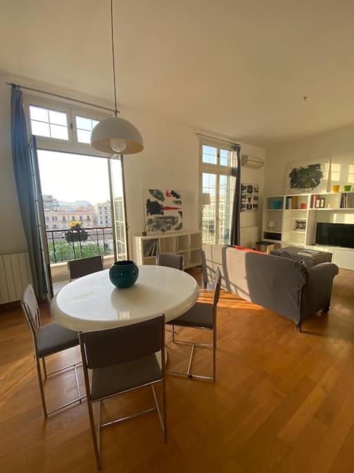 Politeama Suite In The Heart Of The City Palermo Esterno foto